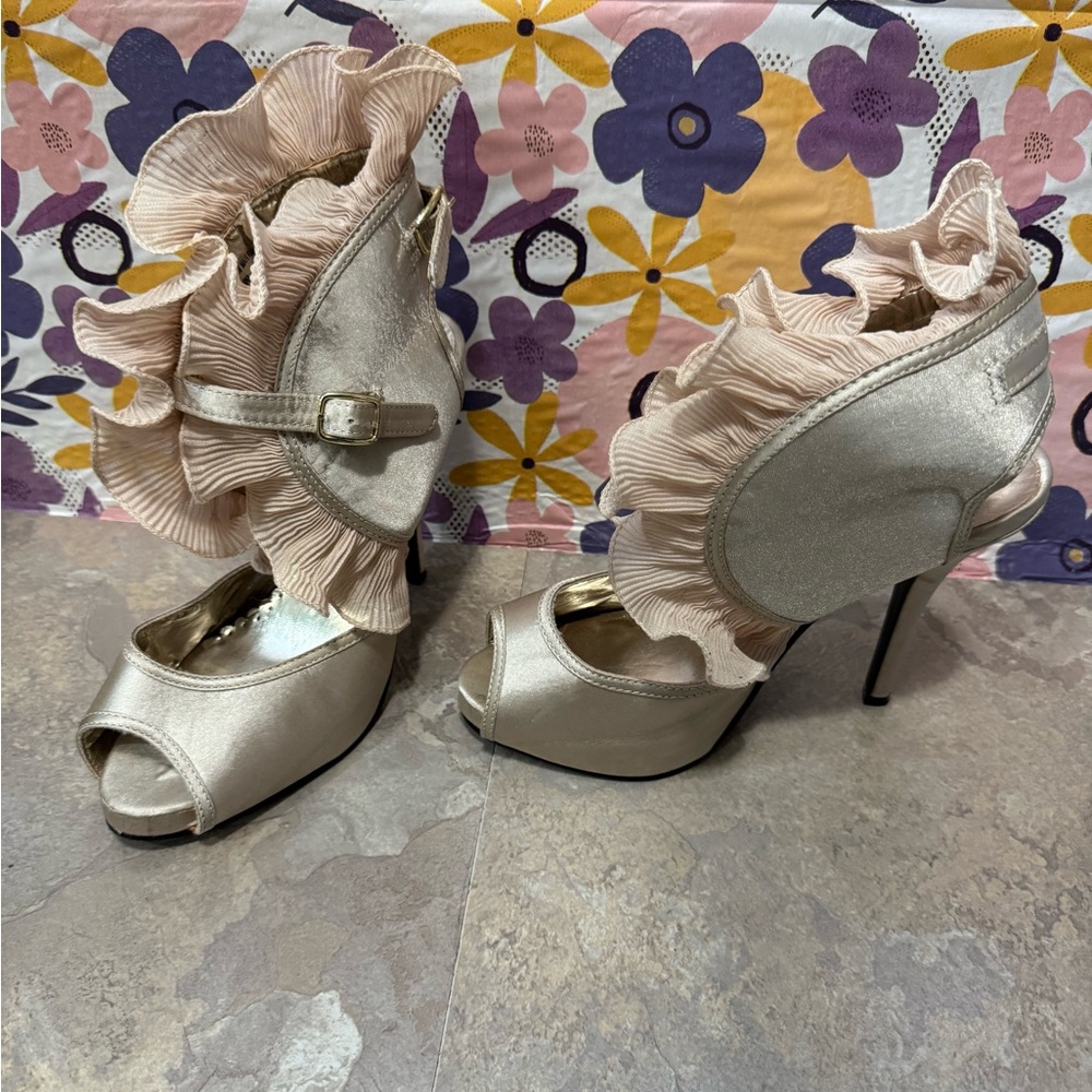 Elegant Women's Peep-Toe Heels with Ruffle Detail